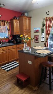 oak-kitchen-outdated-renovation