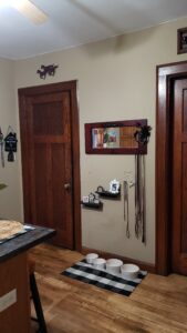 oak-kitchen-outdated-renovation