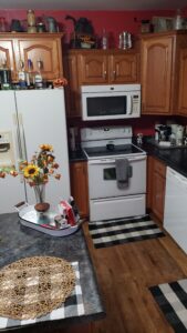oak-kitchen-outdated-renovation