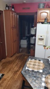 oak-kitchen-outdated-renovation