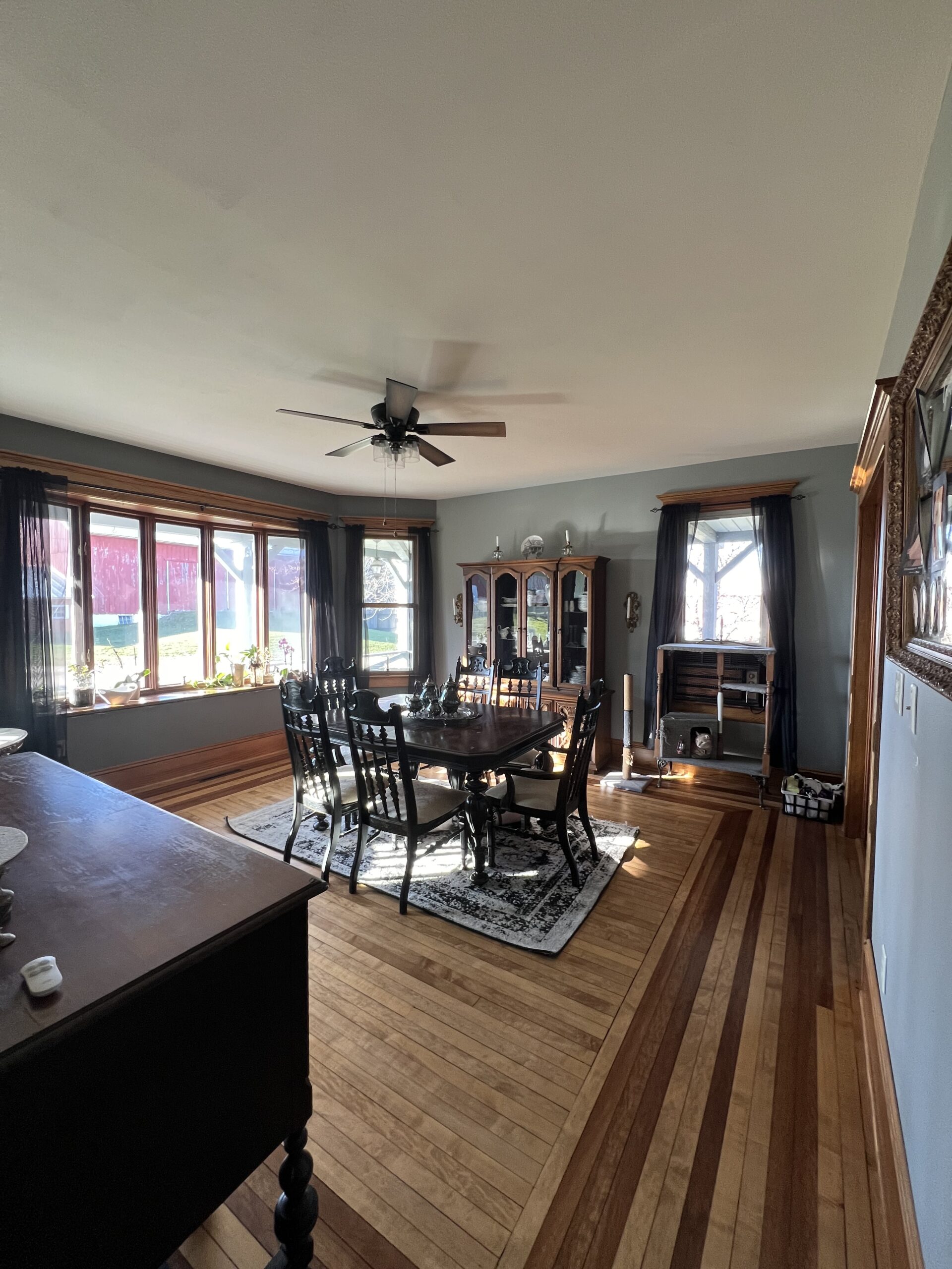 dining-room-maple-floor-vintage-renovation