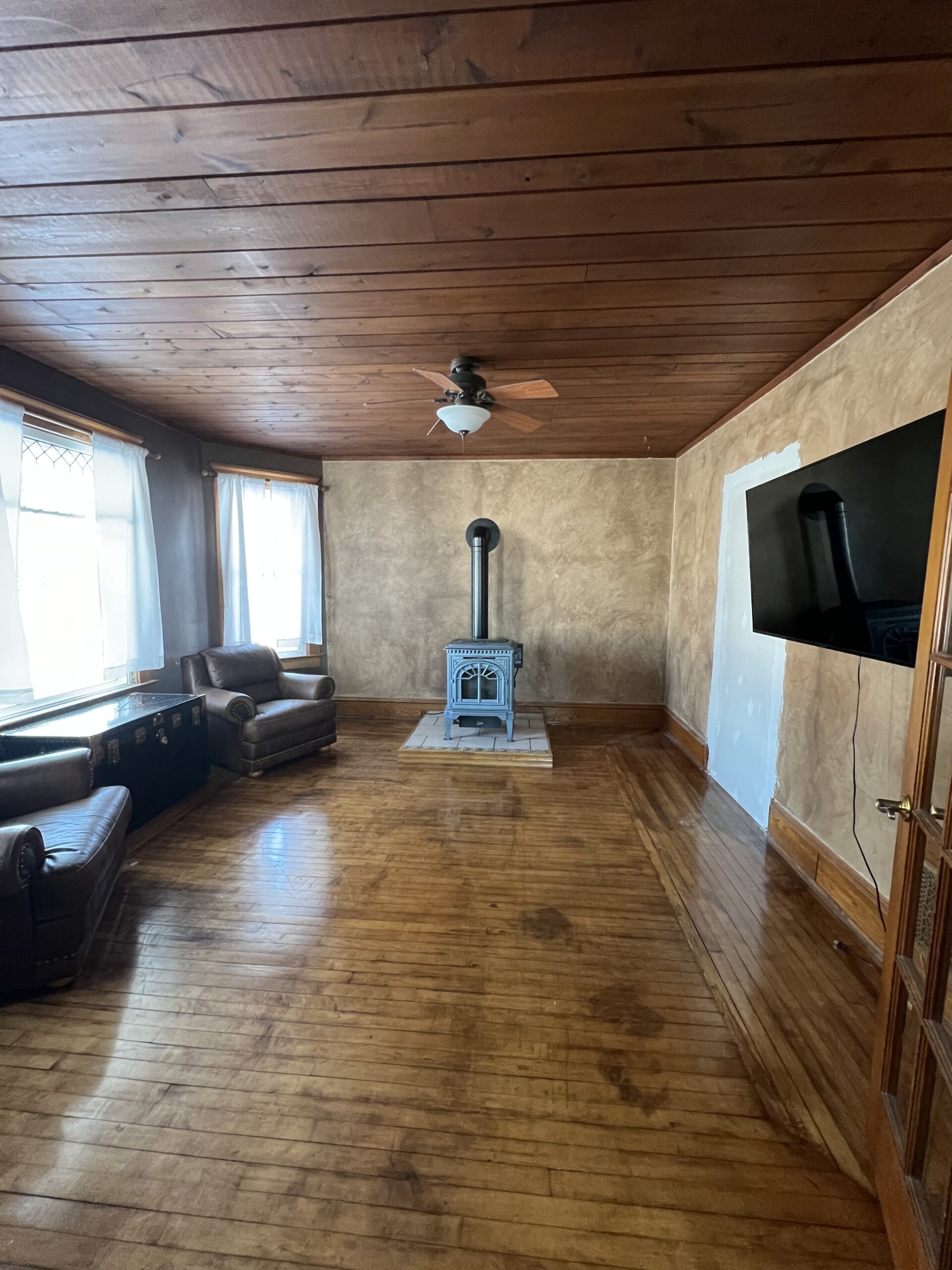 dark-brown-living-room