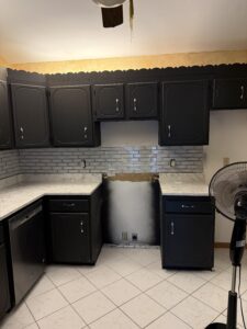 glass-tile-backsplash-mirror